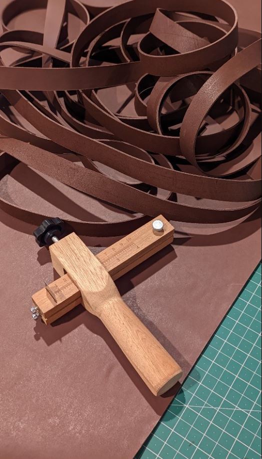 En Mina 3 Pocket Suede Japanese Saw Wrap