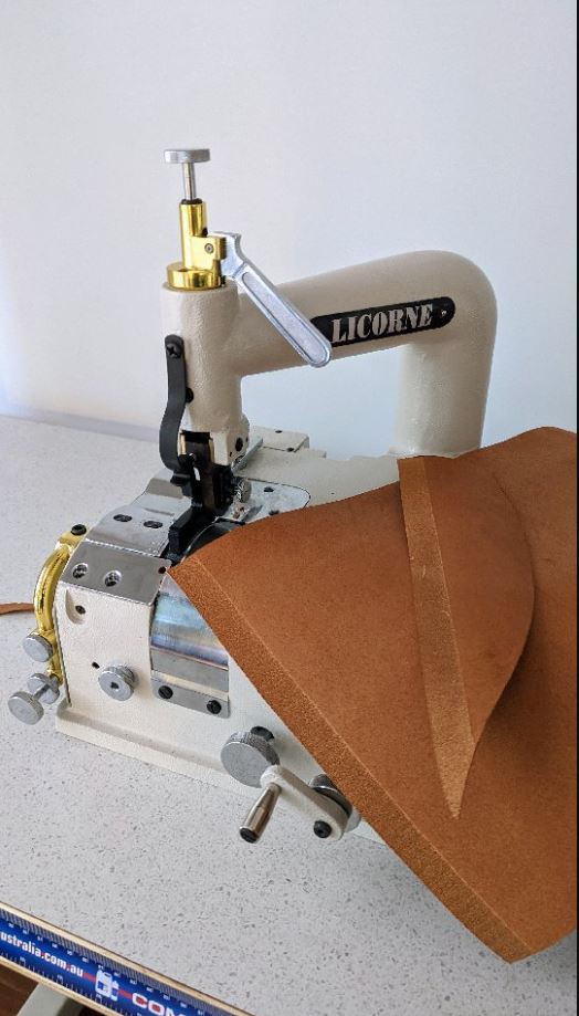 En Mina 3 Pocket Suede Japanese Saw Wrap