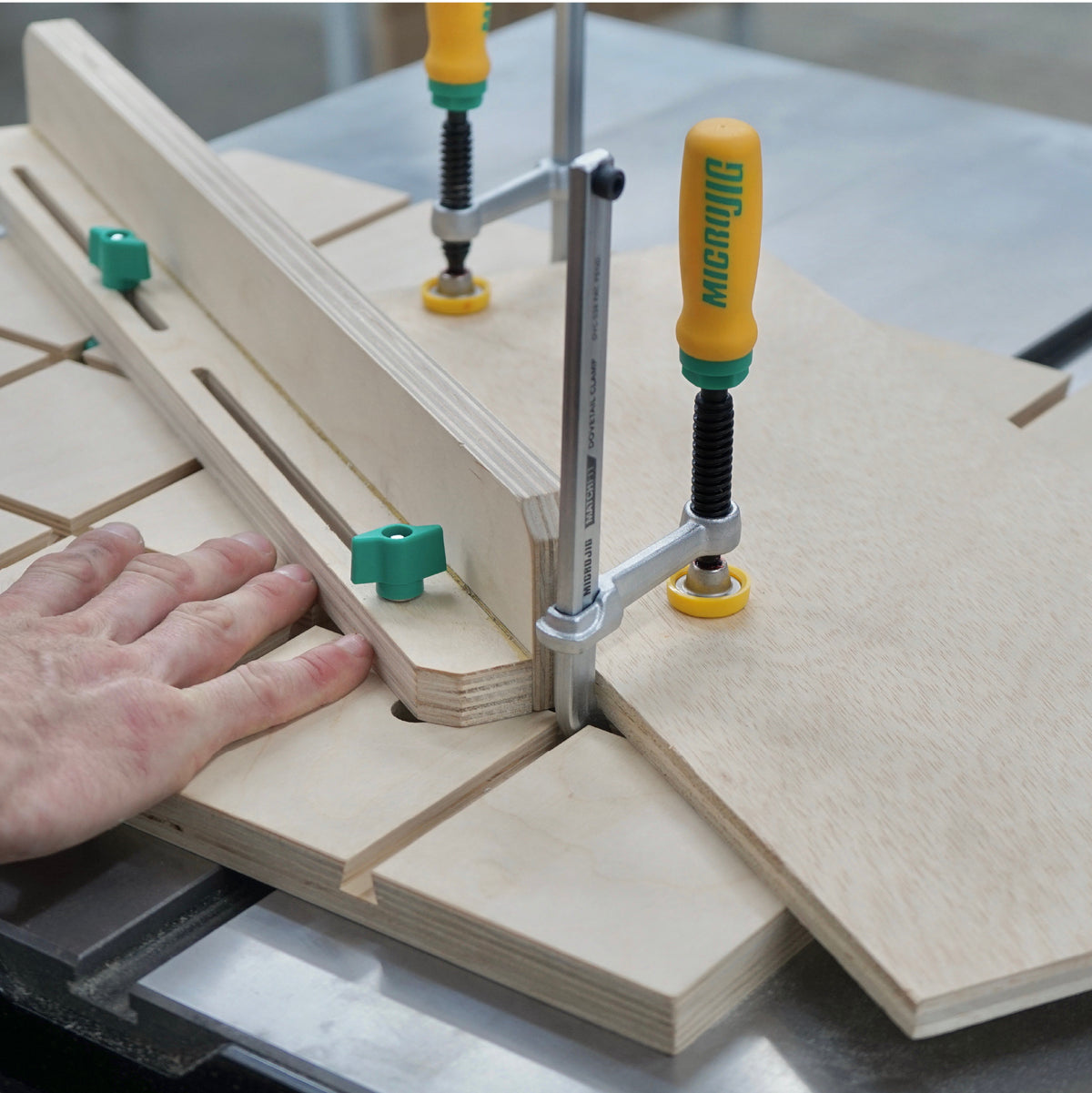 Microjig Matchfit dovetail hardware 1.5in (6-pack)